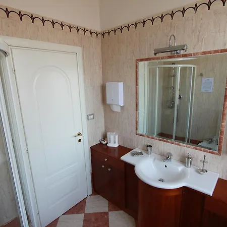 Le Stanze Del Papa 2*