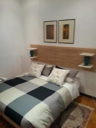 Nocleg ze śniadaniem Le Stanze Del Papa 2*